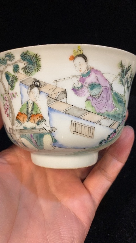 古玩陶瓷粉彩西廂記紋蓋碗真品鑒賞圖