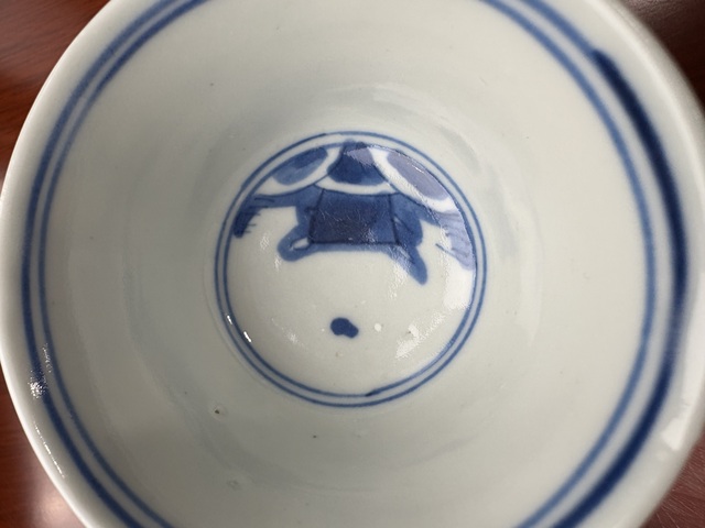 古玩陶瓷動物紋青花杯真品鑒賞圖