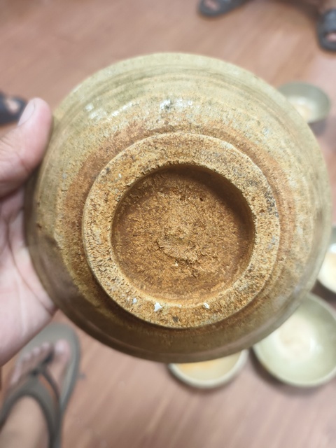 古玩陶瓷龍泉系青瓷碗真品鑒賞圖