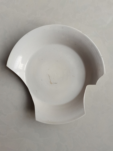 古玩陶瓷定窯白瓷折腰盤拍賣,當前價格0元