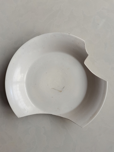 古玩陶瓷定窯白瓷折腰盤拍賣,當前價格0元
