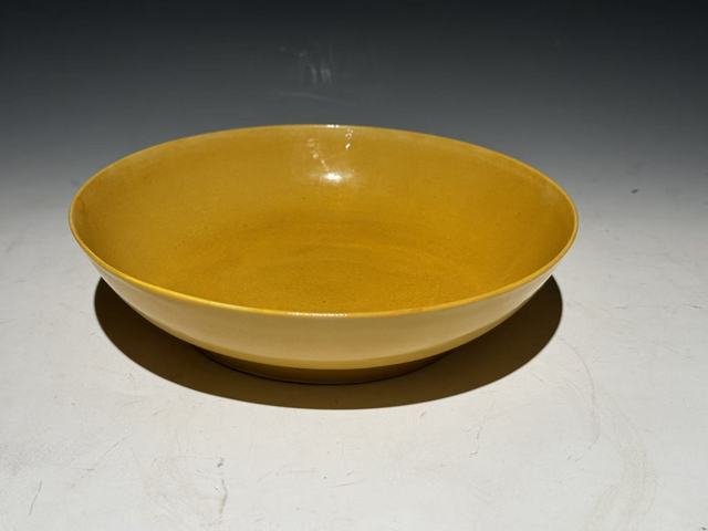 古玩陶瓷盤真品鑒賞圖