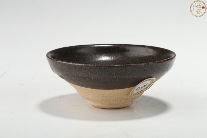 古玩陶瓷褐釉盞真品鑒賞圖