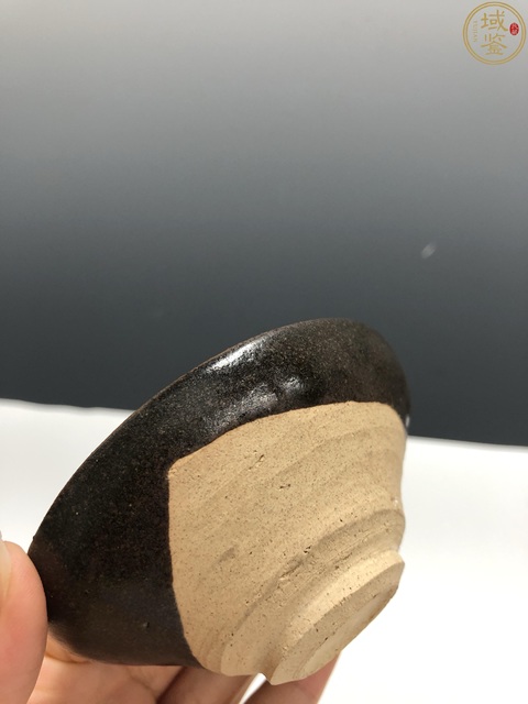 古玩陶瓷褐釉盞真品鑒賞圖