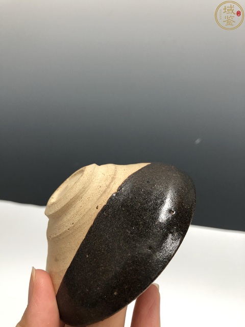 古玩陶瓷褐釉盞真品鑒賞圖
