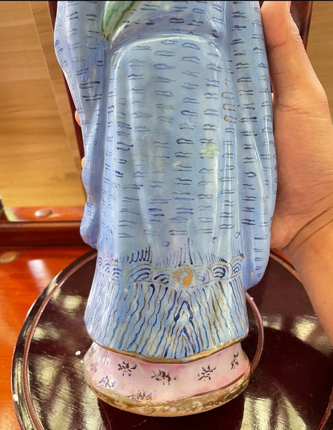 古玩陶瓷呂洞賓粉彩塑像真品鑒賞圖