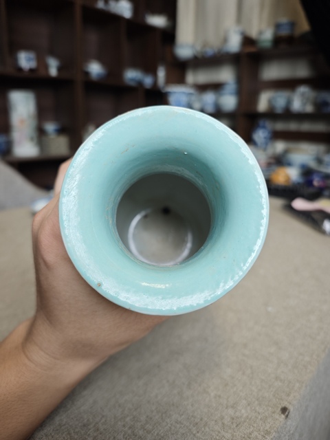 古玩陶瓷黃地花鳥紋青花瓶真品鑒賞圖