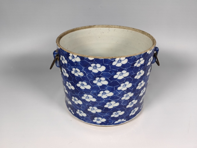 古玩陶瓷清中碗竹節(jié)冰梅紋青花蓋缸真品鑒賞圖