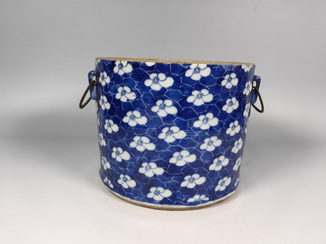 古玩陶瓷清中碗竹節(jié)冰梅紋青花蓋缸真品鑒賞圖