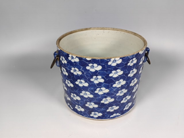 古玩陶瓷清中碗竹節(jié)冰梅紋青花蓋缸真品鑒賞圖