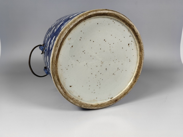 古玩陶瓷清中碗竹節(jié)冰梅紋青花蓋缸真品鑒賞圖