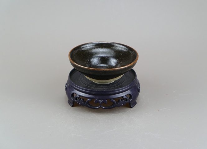 古玩陶瓷吉州窯黑釉茶盞真品鑒賞圖