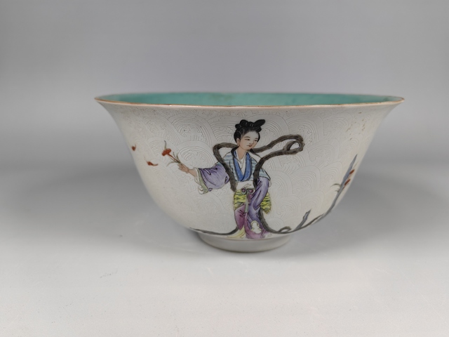古玩陶瓷民國(guó)松石綠白軋道粉彩仙女賀壽供碗真品鑒賞圖