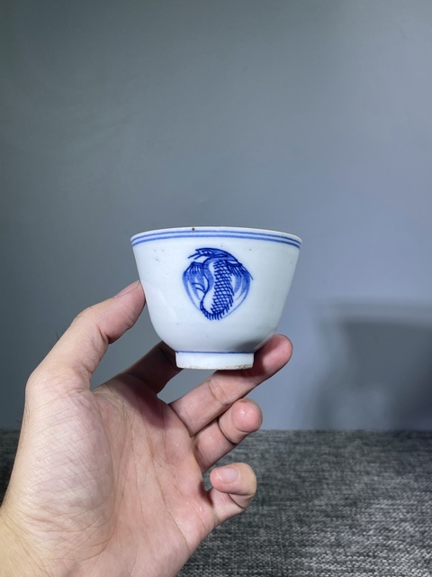 古玩陶瓷清晚期.青花團鶴紋仰鐘杯拍賣，當前價格0元