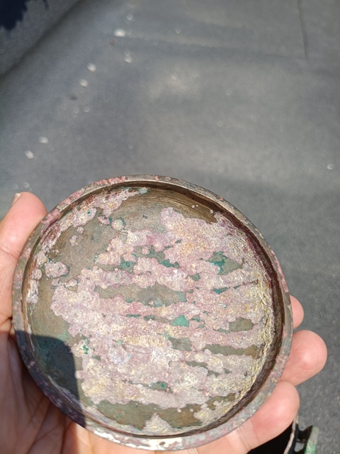 古玩銅器蟠螭紋青銅鼎真品鑒賞圖