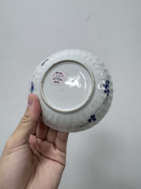 古玩陶瓷康熙青花瑞獸杯碟真品鑒賞圖