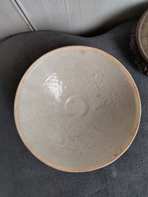 古玩陶瓷宋代影青菠蘿娃娃碗真品鑒賞圖
