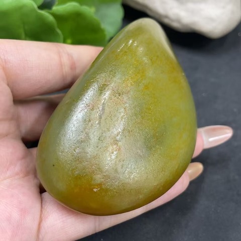 古玩玉器9天然和田玉籽料原石(未打孔) 配證書拍賣,當前價格598元