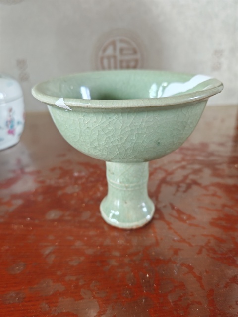 古玩陶瓷龍泉青瓷高足杯真品鑒賞圖