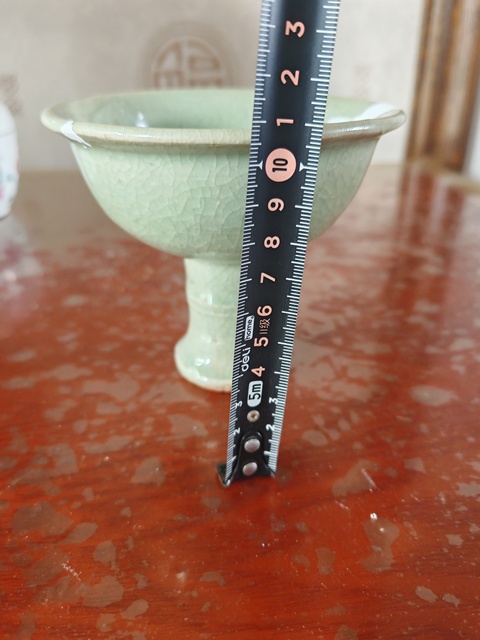 古玩陶瓷龍泉青瓷高足杯真品鑒賞圖