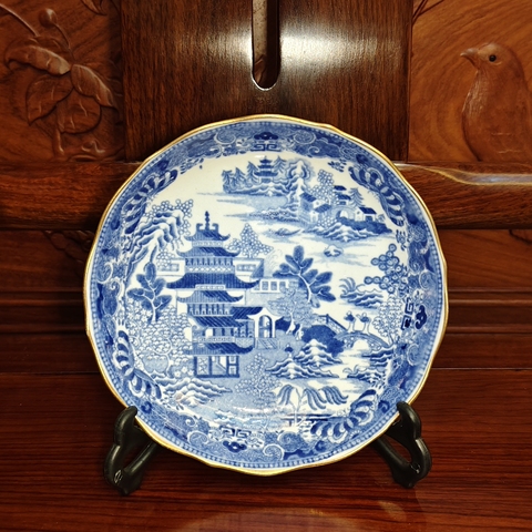 古玩陶瓷清乾隆?青花亭臺樓閣山水紋小盤(超細路)拍賣,當前價格1288元