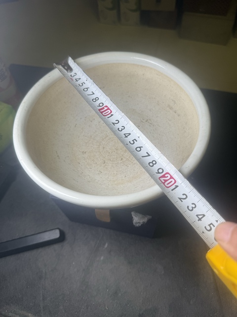 古玩陶瓷纏枝花卉紋青花擂缽真品鑒賞圖