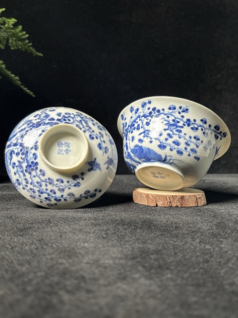 古玩陶瓷錦堂發(fā)記款花鳥紋青花蓋碗真品鑒賞圖