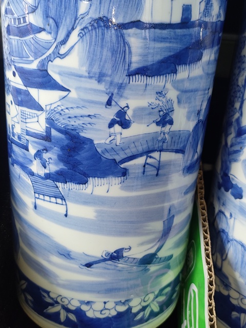 古玩陶瓷山水紋青花帽筒真品鑒賞圖