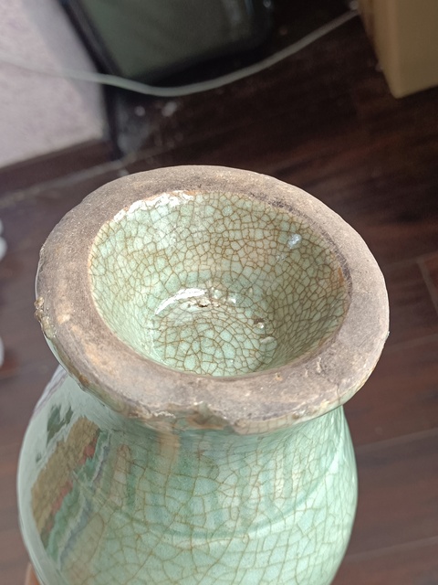古玩陶瓷龍泉青瓷撇口瓶真品鑒賞圖