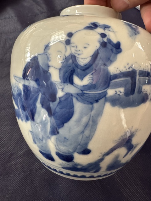 古玩陶瓷人物紋青花罐真品鑒賞圖