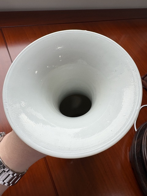 古玩陶瓷五彩花鳥紋撇口瓶真品鑒賞圖