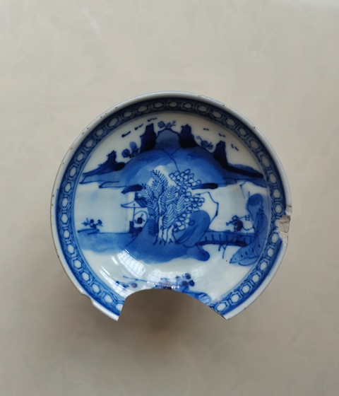 古玩陶瓷青花山水人物紋高足盤拍賣，當前價格0元