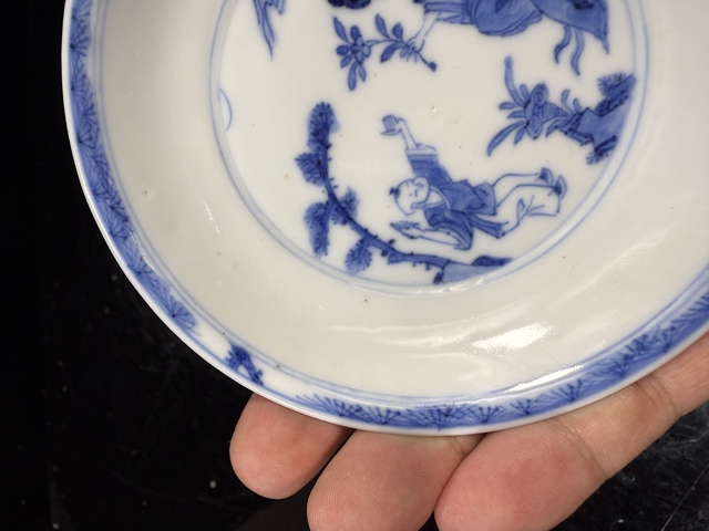 古玩陶瓷三娘教子圖青花盤真品鑒賞圖