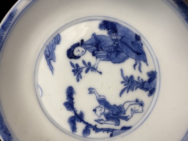 古玩陶瓷三娘教子圖青花盤真品鑒賞圖