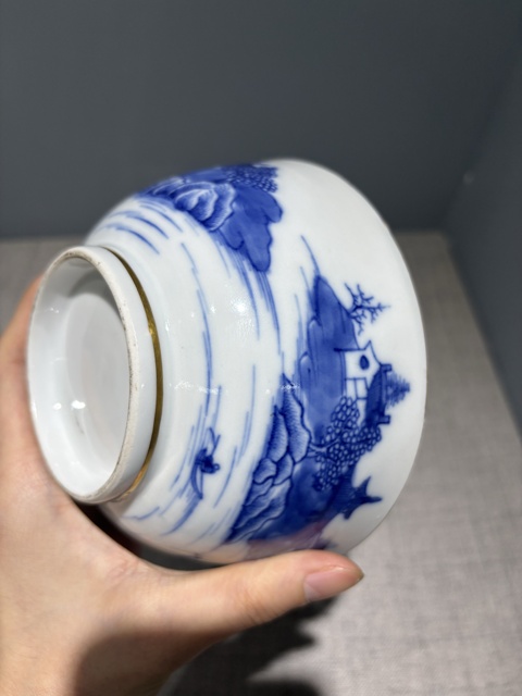 古玩陶瓷乾隆青花描金山水紋碗真品鑒賞圖