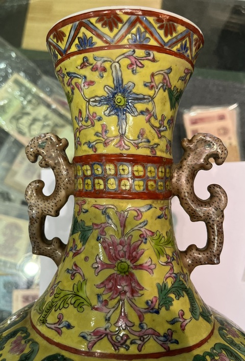 古玩陶瓷1990-2000年代 粉彩瓶真品鑒賞圖