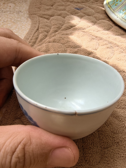 古玩陶瓷明晚期青花團花紋杯拍賣，當前價格9999元