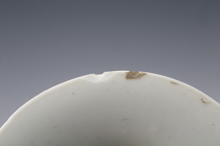古玩陶瓷·粉彩陶淵明愛(ài)菊?qǐng)D雙耳瓶
真品鑒賞圖