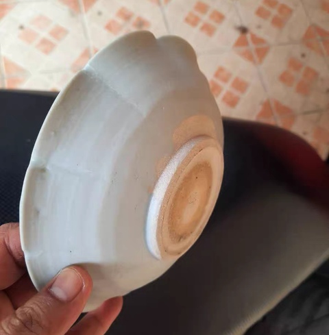 古玩陶瓷影青花口盤真品鑒賞圖