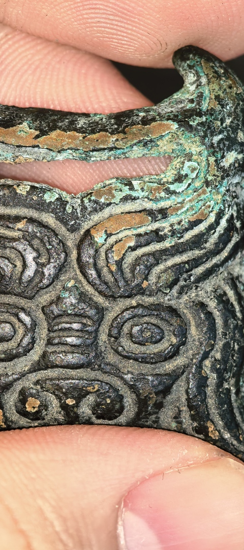 古玩銅器青銅扣飾真品鑒賞圖