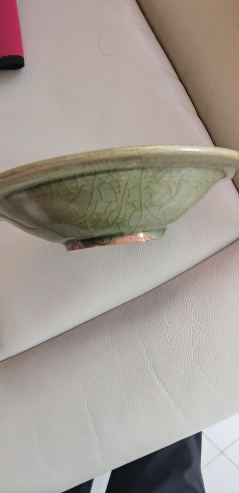 古玩陶瓷龍泉窯青釉盤真品鑒賞圖