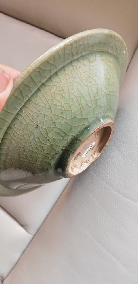 古玩陶瓷龍泉窯青釉盤真品鑒賞圖