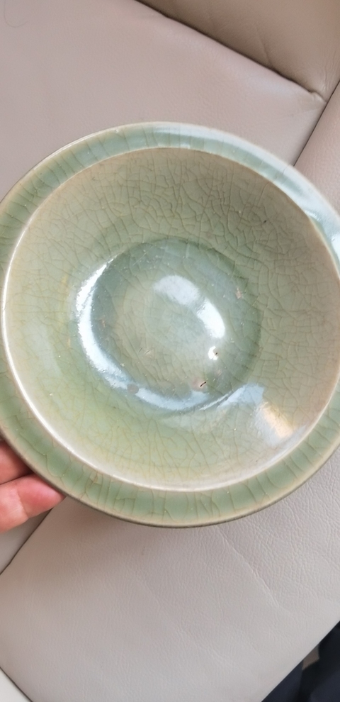 古玩陶瓷龍泉窯青釉盤真品鑒賞圖