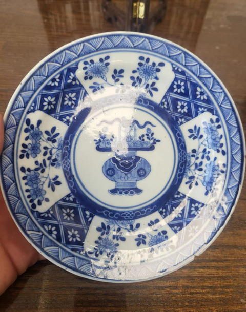 古玩陶瓷晚清青花盤真品鑒賞圖