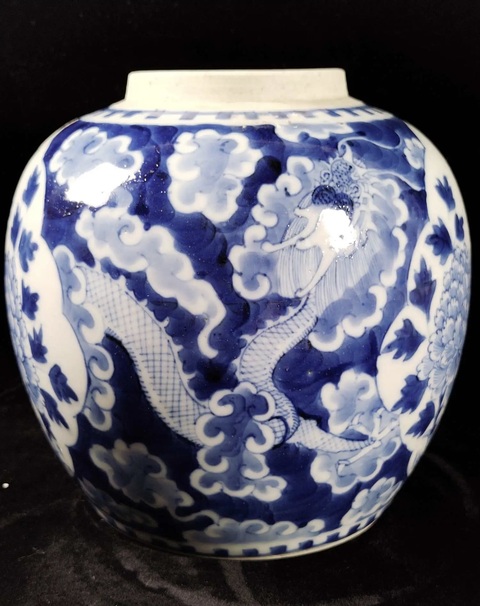 古玩陶瓷青花龍紋罐真品鑒賞圖