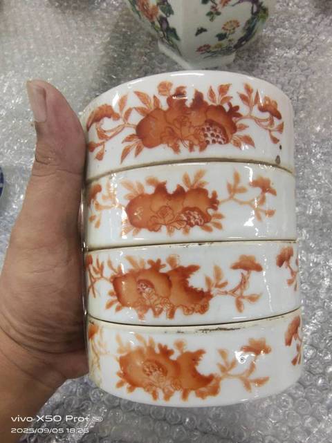 古玩陶瓷泛紅五福竹節蓋盒真品鑒賞圖