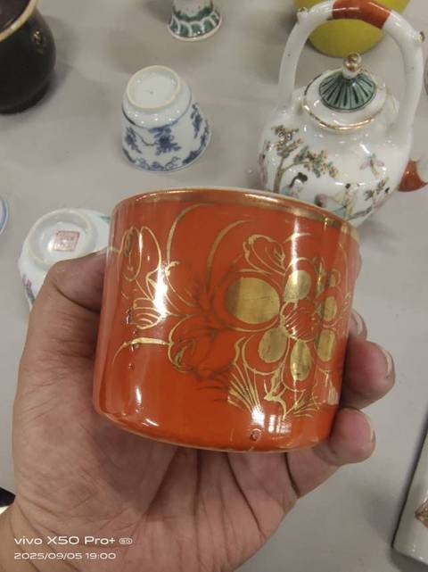 古玩陶瓷珊瑚紅描金蓋缸真品鑒賞圖