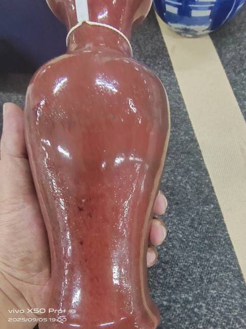 古玩陶瓷郎窯紅觀音瓶真品鑒賞圖