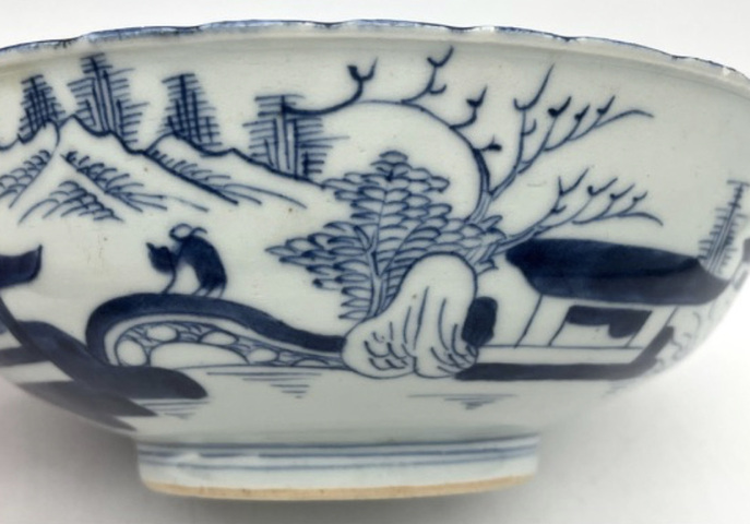 古玩陶瓷青花山水人物紋花口碗真品鑒賞圖