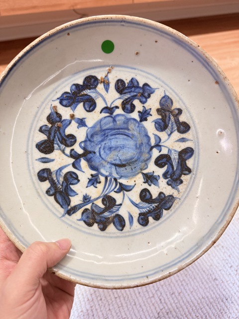 古玩陶瓷青花花卉紋盤真品鑒賞圖